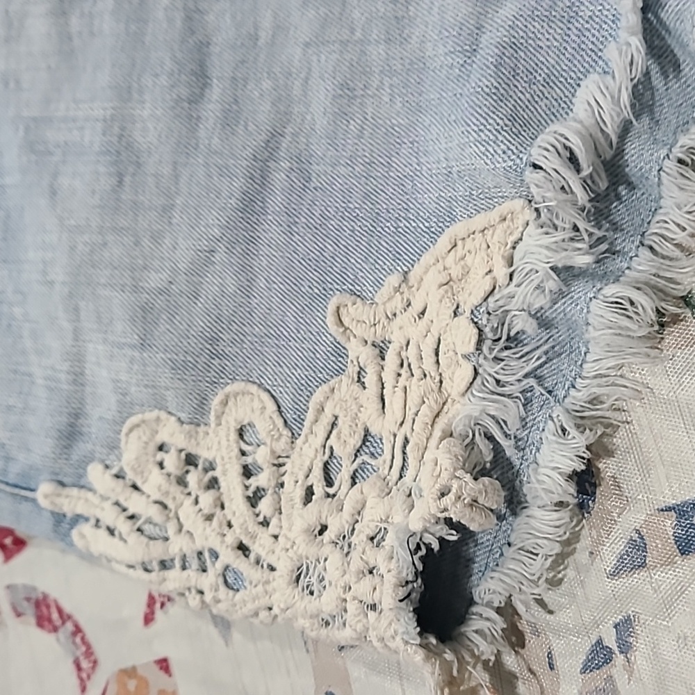 Mossimo High Rise Short Short - Picture 2 of 5